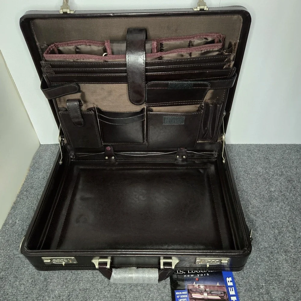 NWT U.S. Luggage New York Brown Leather Briefcase #488-2 W/ Shoulder Strap FLAW